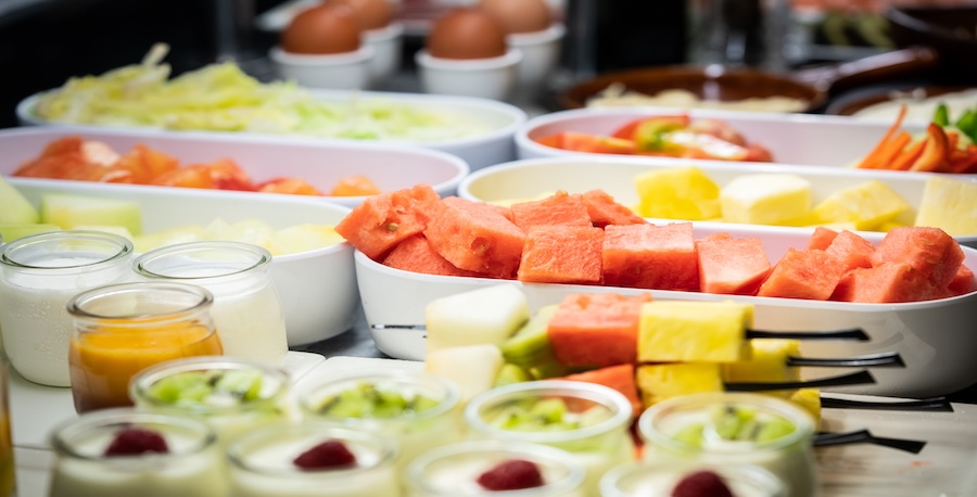 catalonia barcelona beach buffet 03