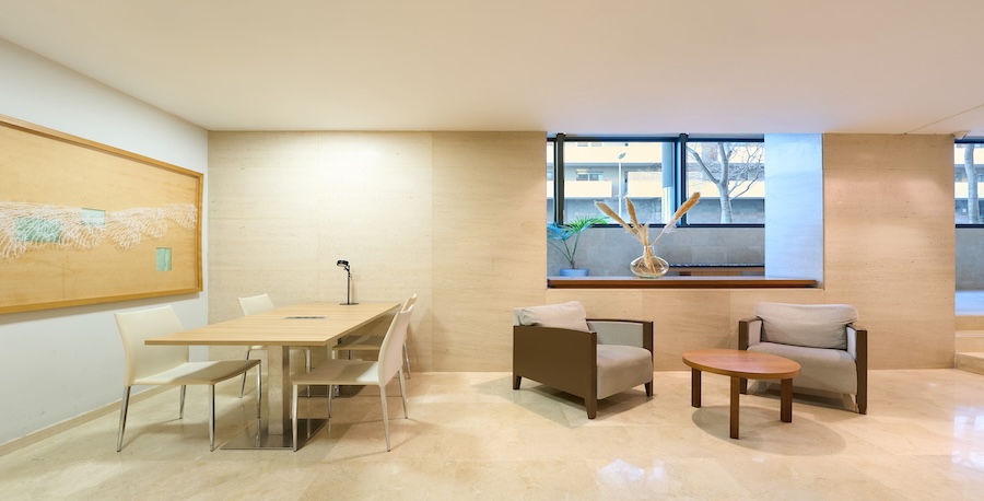 catalonia barcelona beach lobby 02