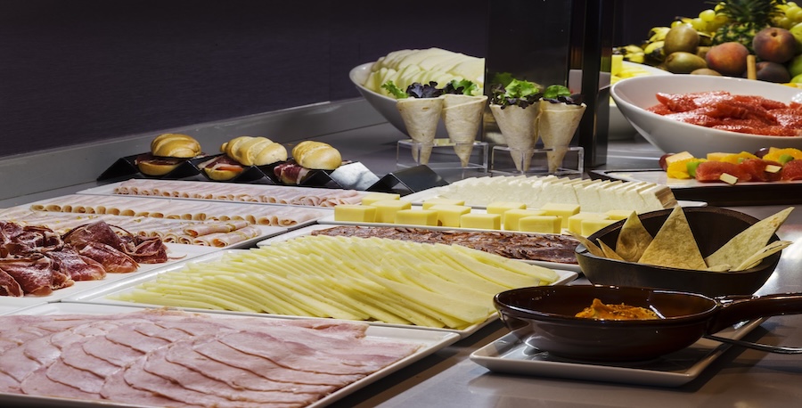catalonia puerta la boqueria buffet 03