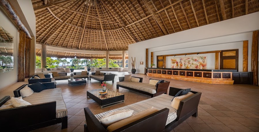 catalonia riviera maya lobby 01