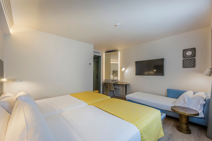 cataloniagranada hab triple (3)