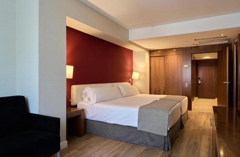 habitacion cuadruple catalonia ramblas 01