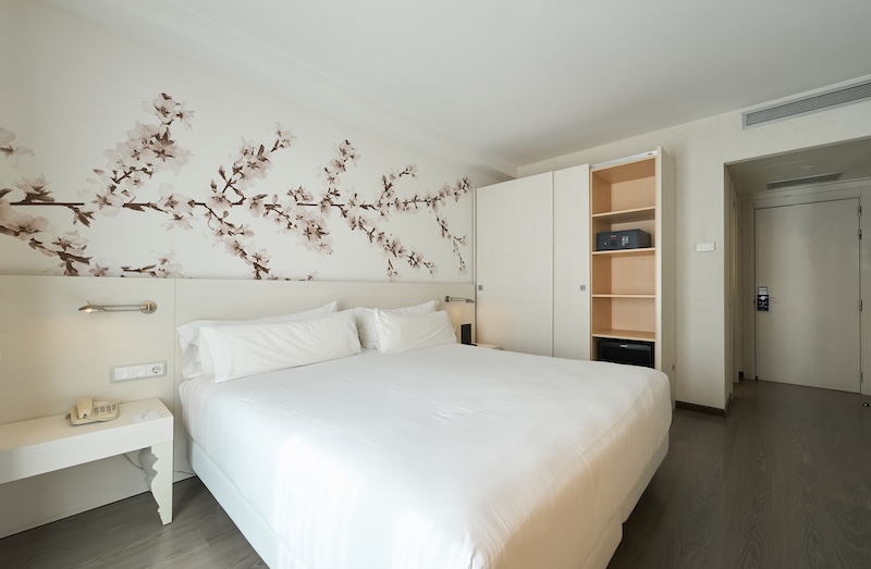 habitacion doble catalonia la boqueria 02