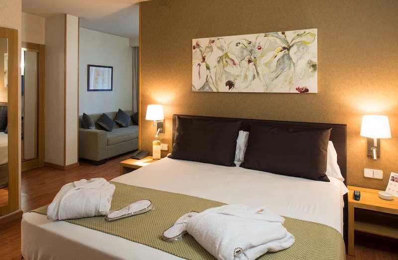 habitacion doble superior catalonia albeniz 01