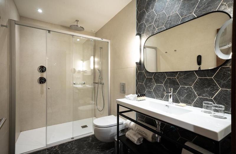 habitacion familiar catalonia plaza catalunya 05