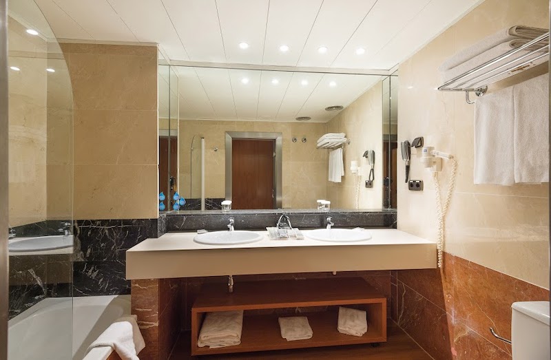 habitacion familiar premium catalonia diagonal centro 06