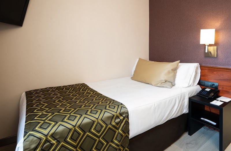 habitacion individual catalonia park putxet 02