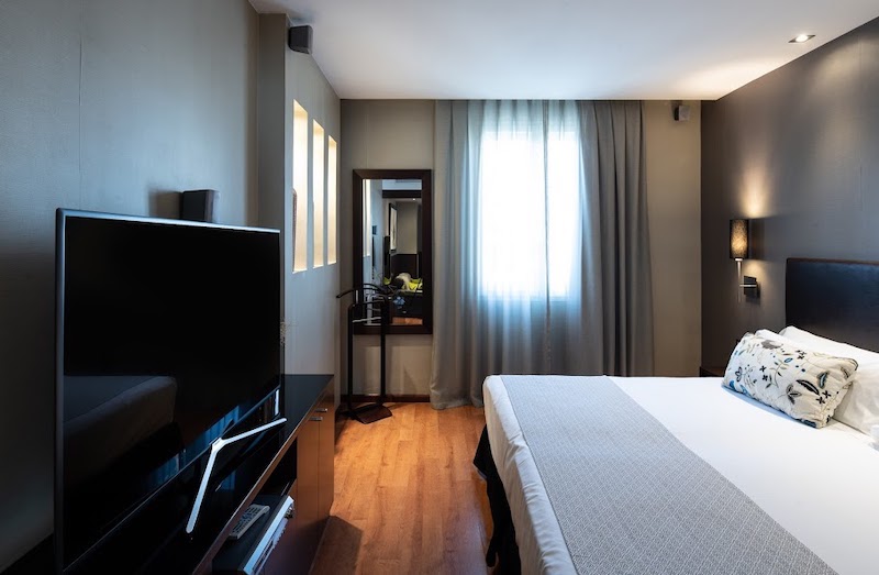 habitacion junior suite catalonia goya 02