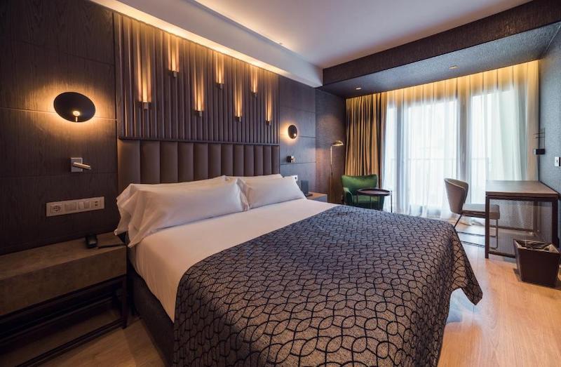 habitacion junior suite catalonia gran via bilbao 01