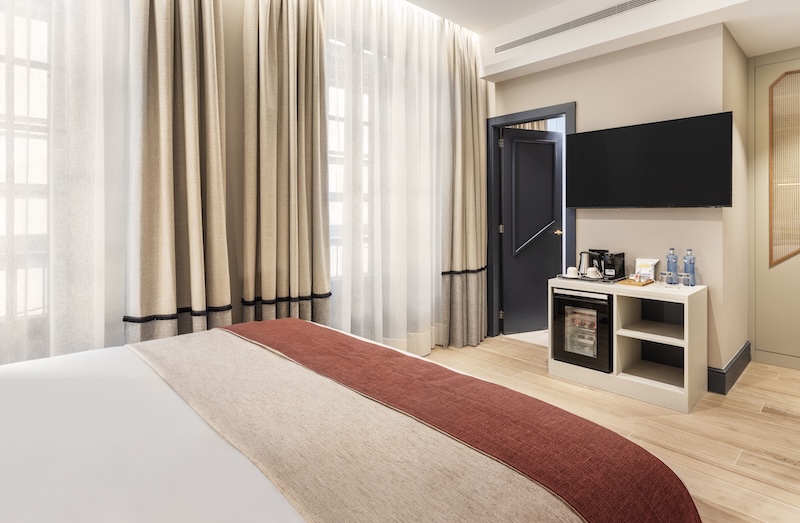 habitacion junior suite catalonia puerta del mar 03