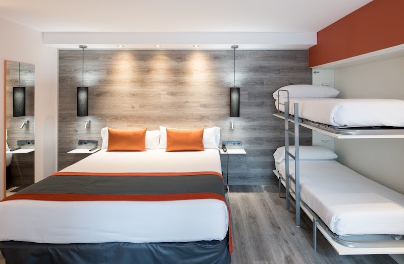 habitacion premium familiar catalonia mikado 02