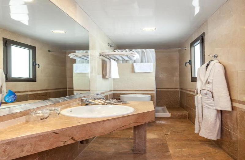 habitacion premium terrace catalonia excelsior 06