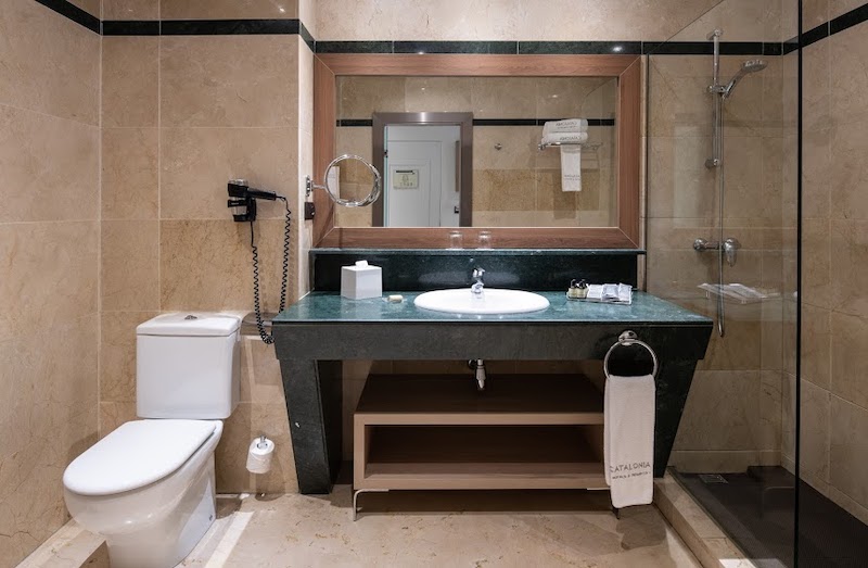 habitacion suite catalonia puerta del sol 05