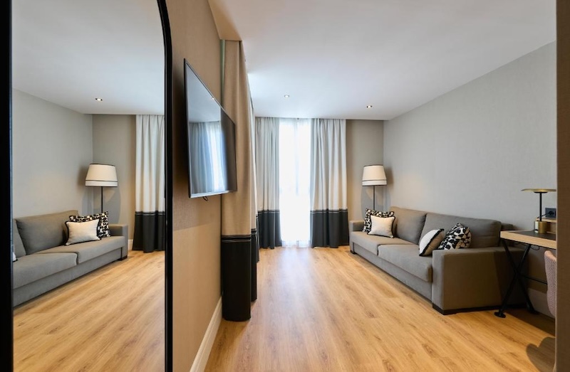 habitacion suite catalonia ramblas 02