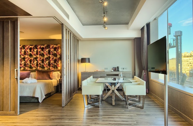 habitacion suite del reloj catalonia barcelona plaza 04