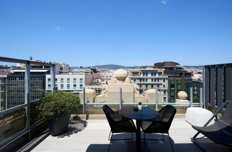 habitacion suite duplex catalonia passeig de gracia 02