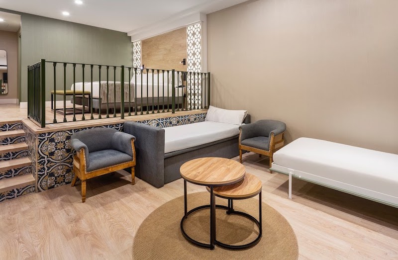 habitacion suite patio catalonia santa justa 04