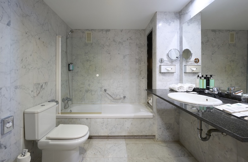 habitacion superior balcon catalonia barcelona beach 05