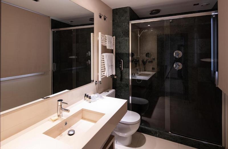 habitacion superior catalonia atocha 04