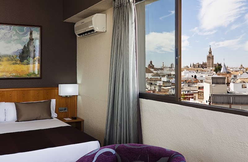 habitacion superior catalonia giralda 03