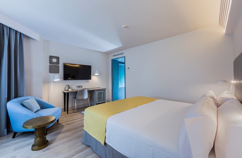 habitacion superior catalonia granada 03