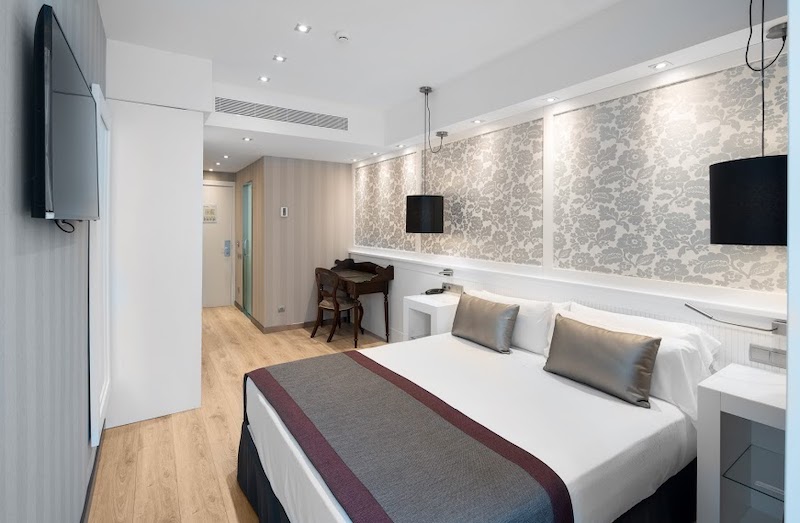 habitacion superior catalonia plaza catalunya 02