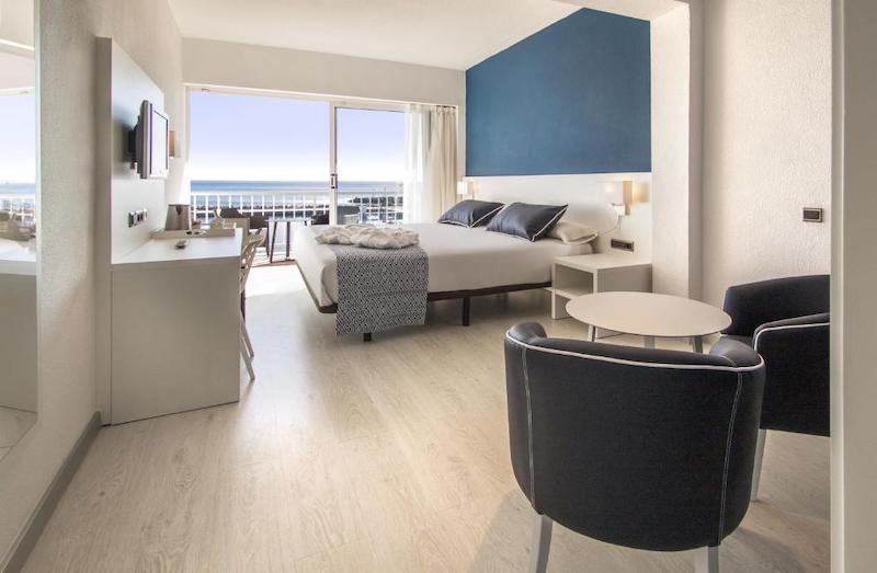 habitacion superior sea view catalonia del mar 06