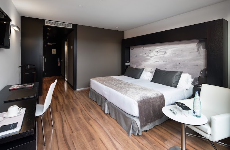 habitacion superior terrace catalonia catedral 02