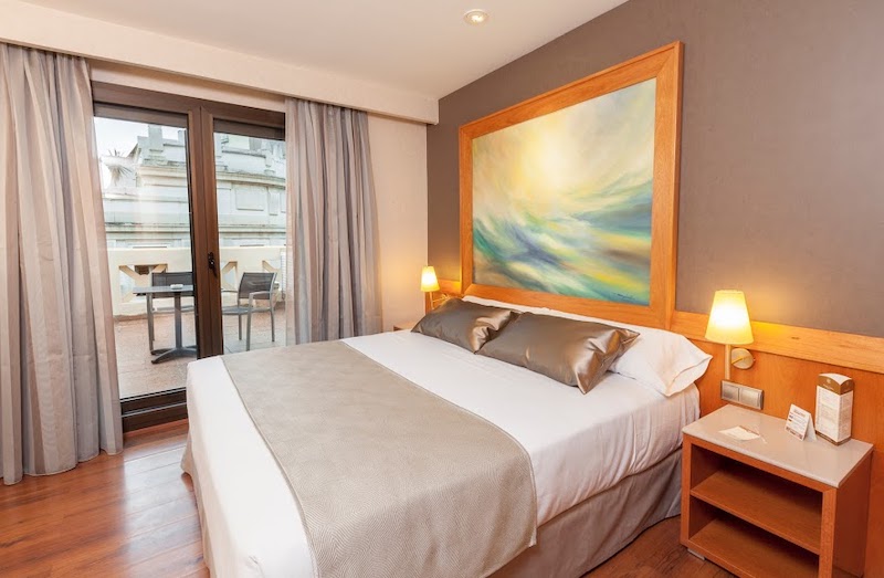 habitacion terrace catalonia excelsior 01