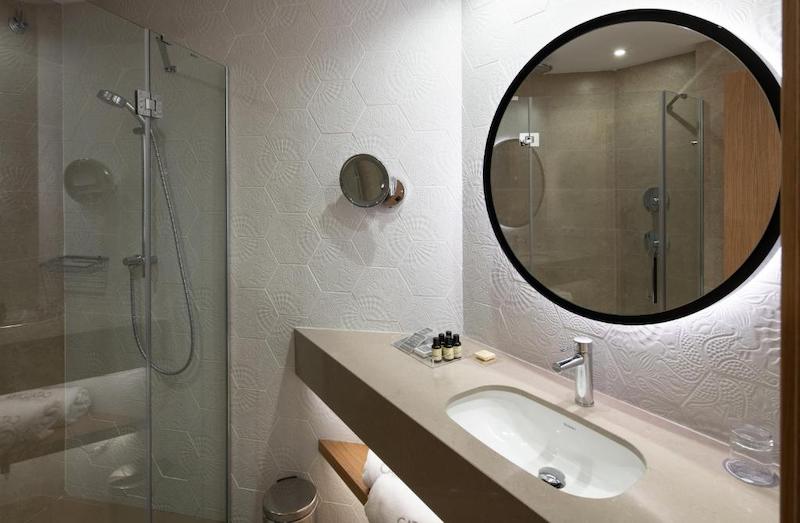 habitacion triple catalonia eixample 04