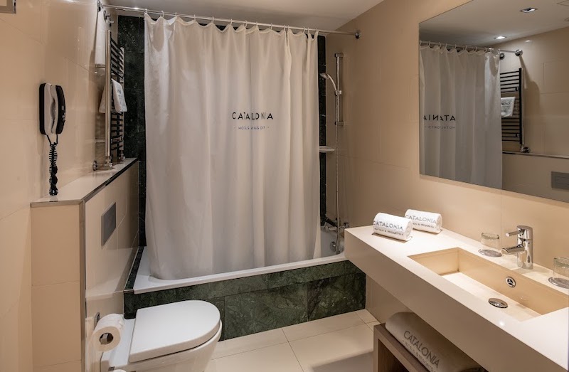 habitacion triple catalonia plaza mayor 05