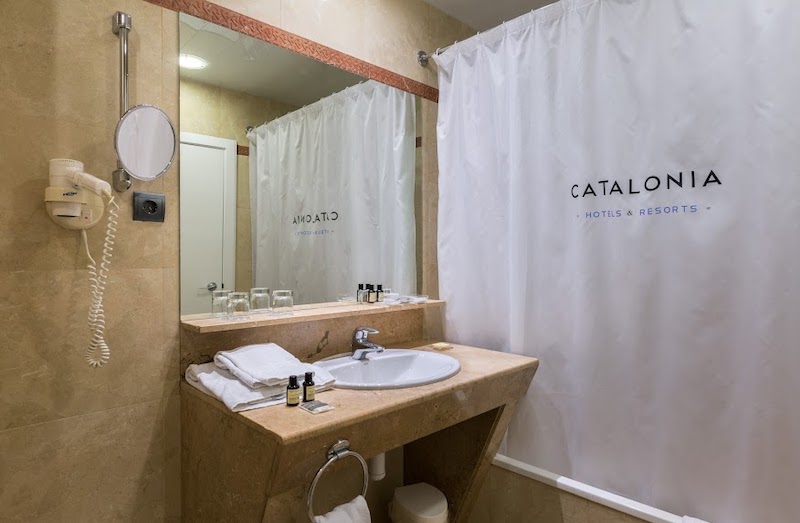 habitacion triple catalonia plaza mayor salamanca 06