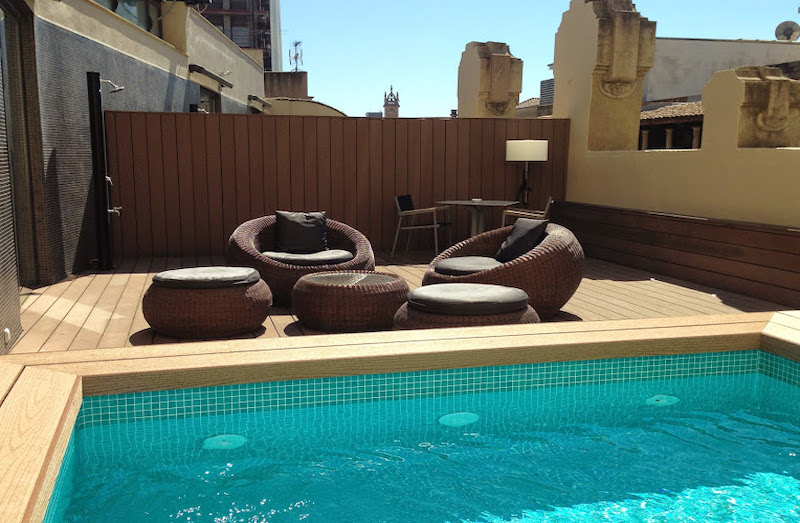 superior terrace deluxe pool catalonia catedral 05