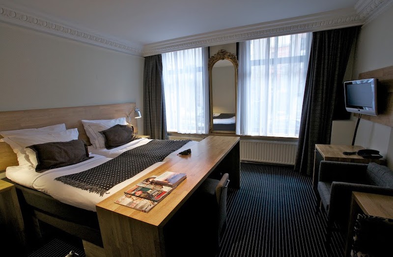 catalonia amsterdam doble executive 03