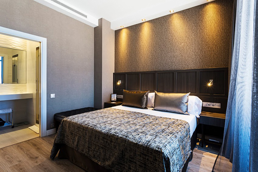 catalonia ronda hab junior suite 05