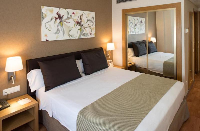 habitacion doble catalonia albeniz 03