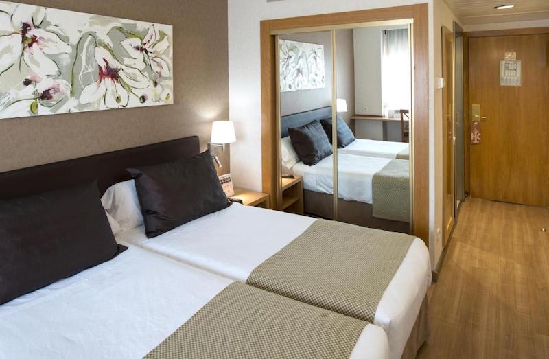 habitacion doble catalonia albeniz 05