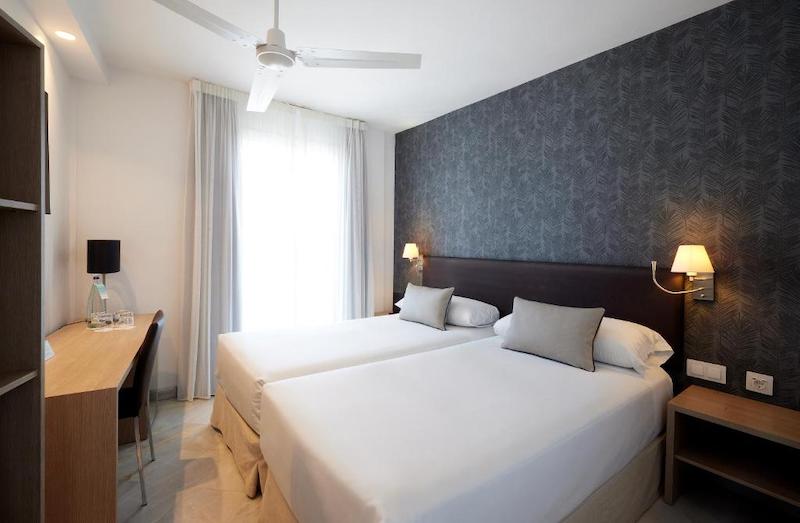 habitacion doble catalonia mirador des port 04