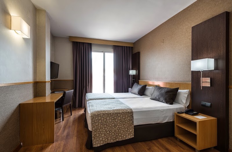 habitacion doble catalonia sagrada familia 03