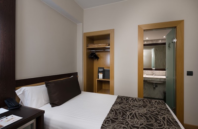 habitacion individual catalonia atenas 01