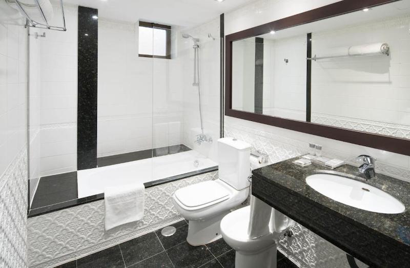 habitacion individual catalonia roma 04