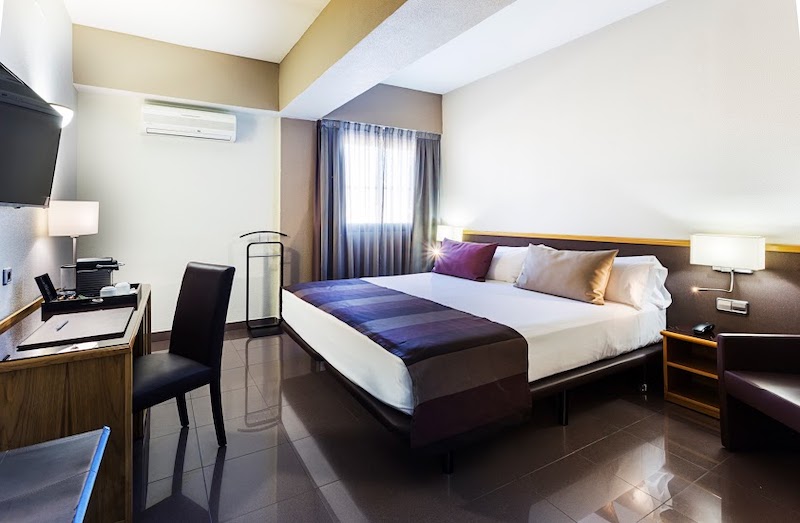 habitacion junior suite catalonia giralda 03