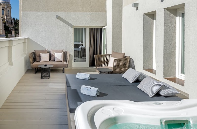 habitacion junior suite terraza catalonia gran via 04