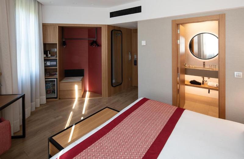 habitacion premium catalonia eixample 02