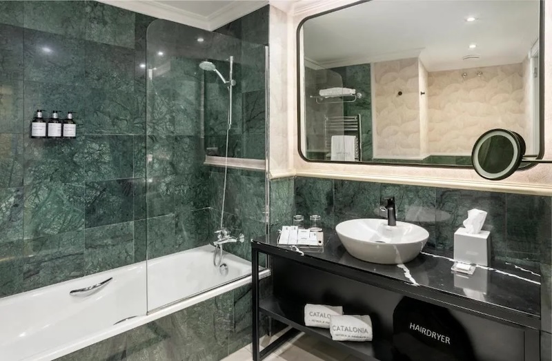 habitacion premium catalonia las cortes 06