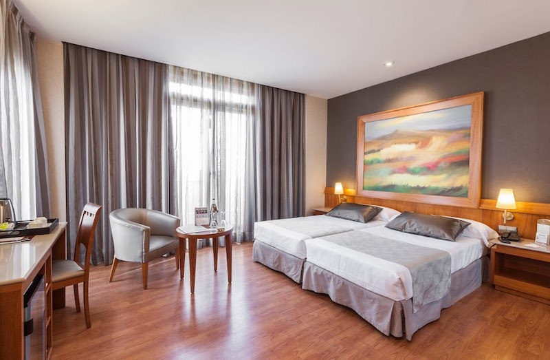 habitacion premium terrace catalonia excelsior 01