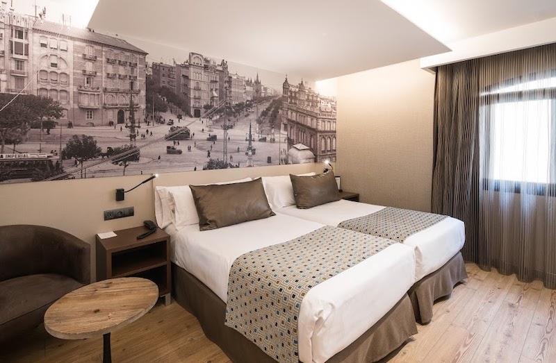 habitacion superior catalonia born 03