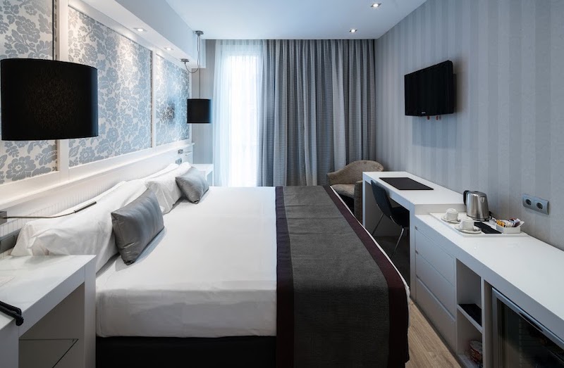 habitacion superior catalonia plaza catalunya 03