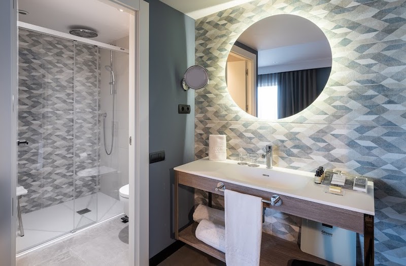 habitacion terrace catalonia atenas 04