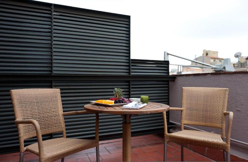 habitacion terrace catalonia eixample 04